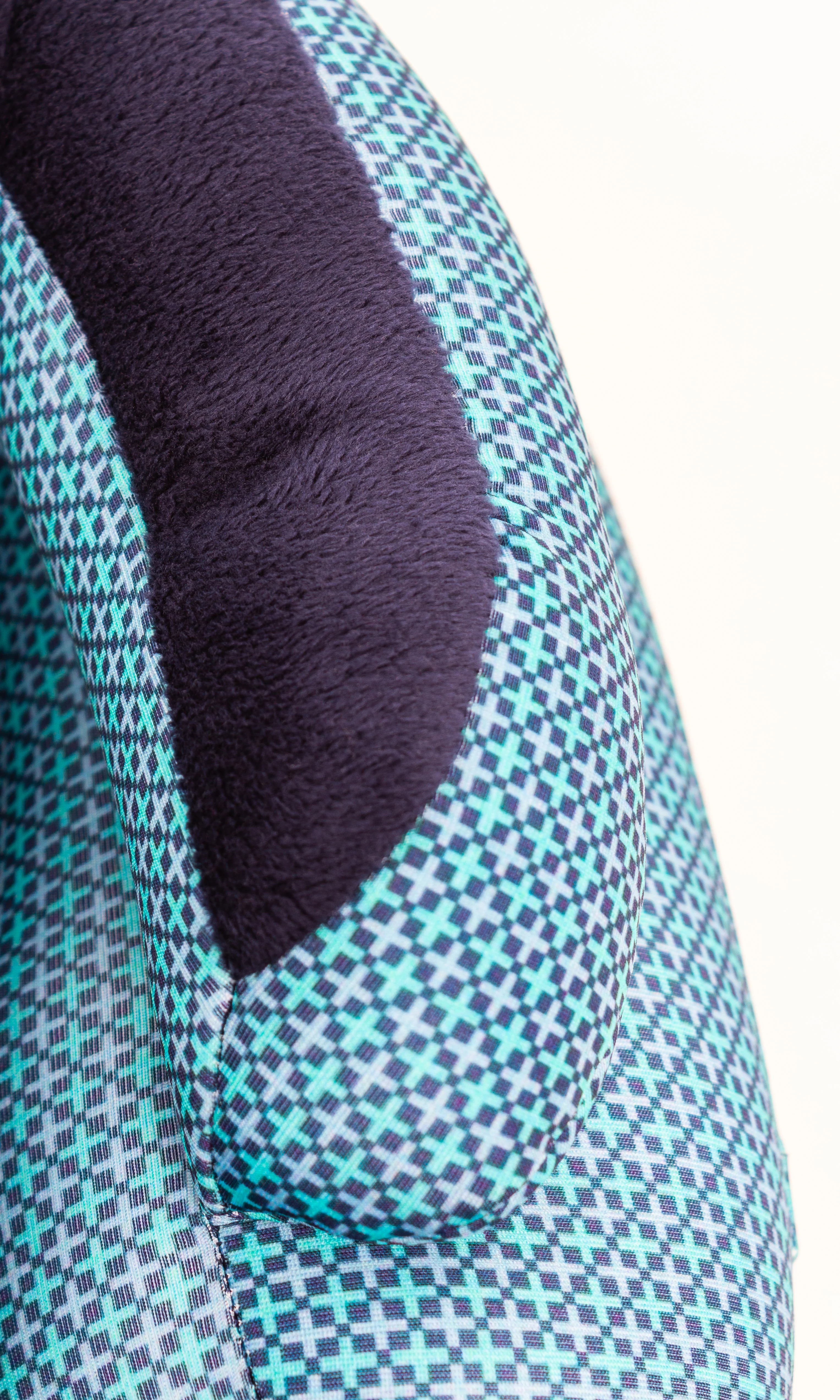 Cabeau Evolution Microbead Travel Neck Pillow - Image 3