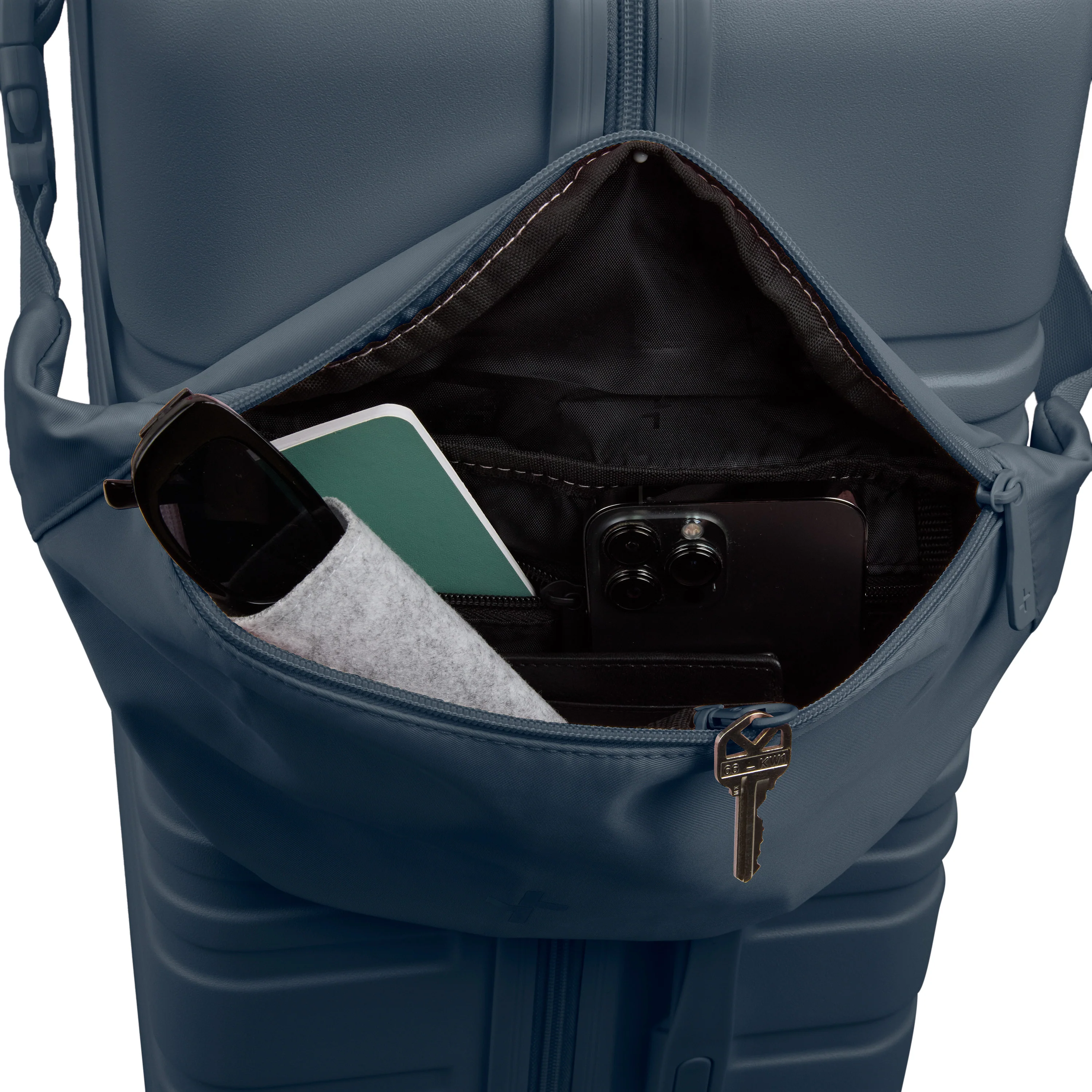 Tracker Milan 4 piece - Image 33