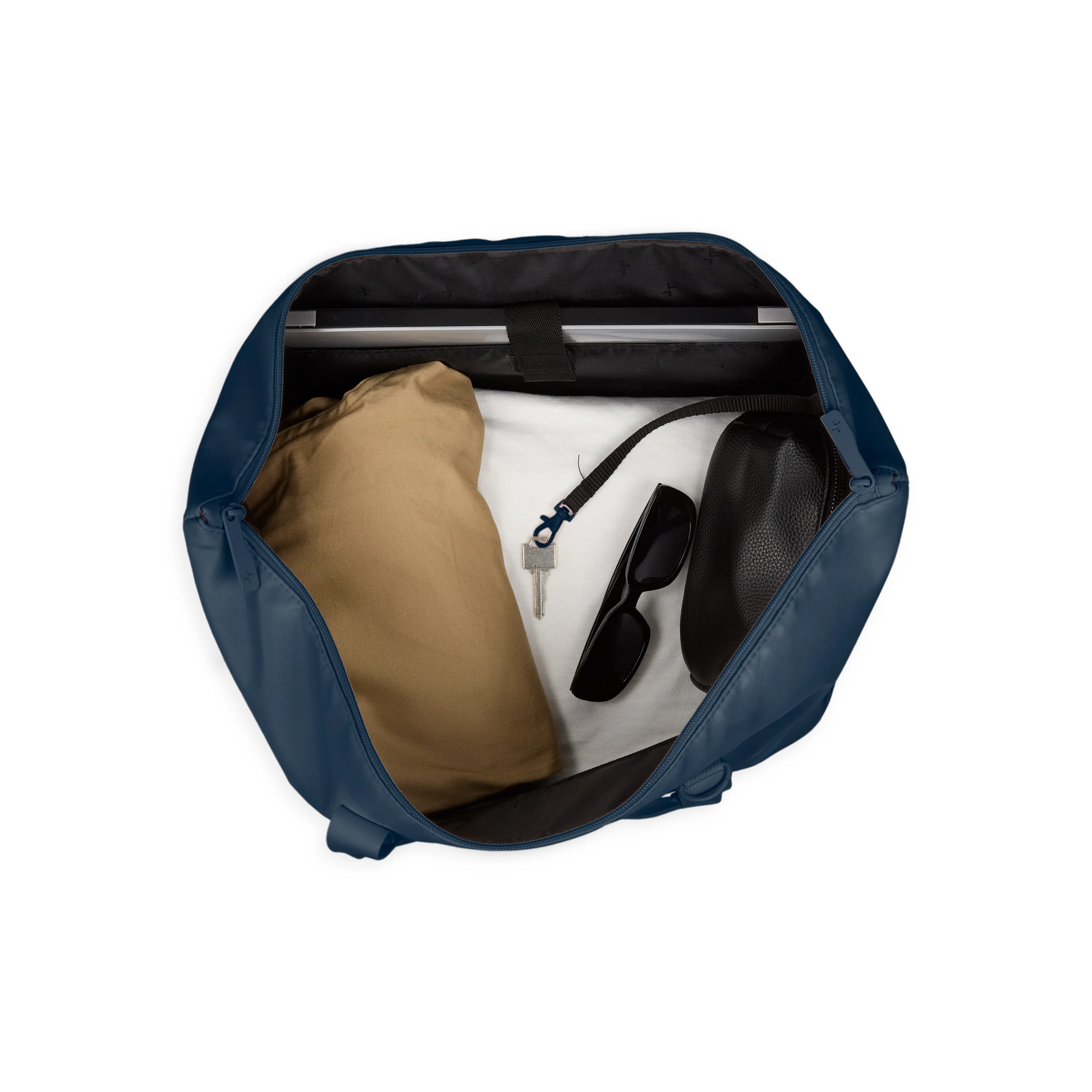 Tracker Milan 4 piece - Image 39